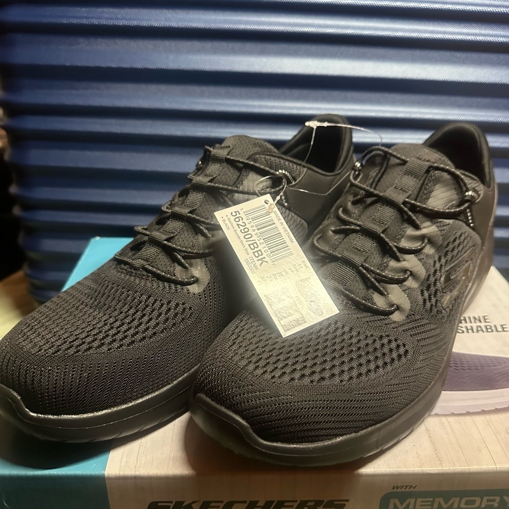 Skechers Men's Black Mesh Sneakers - Picture 2 of 4